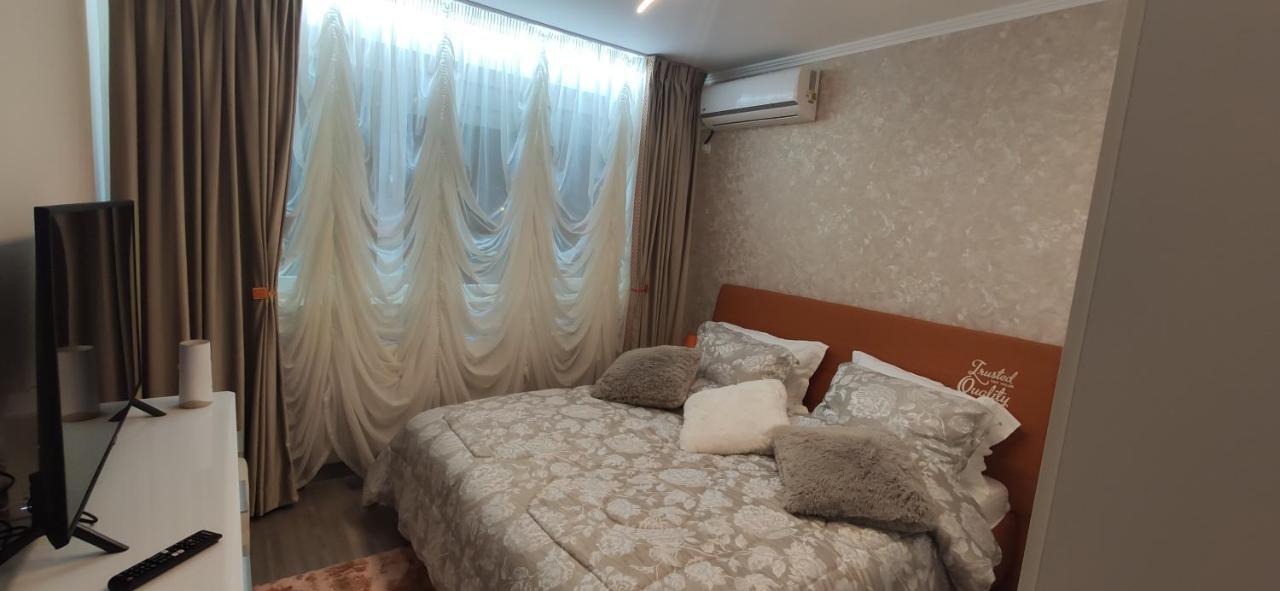 Casa Lux Apartment Bucureşti Ngoại thất bức ảnh
